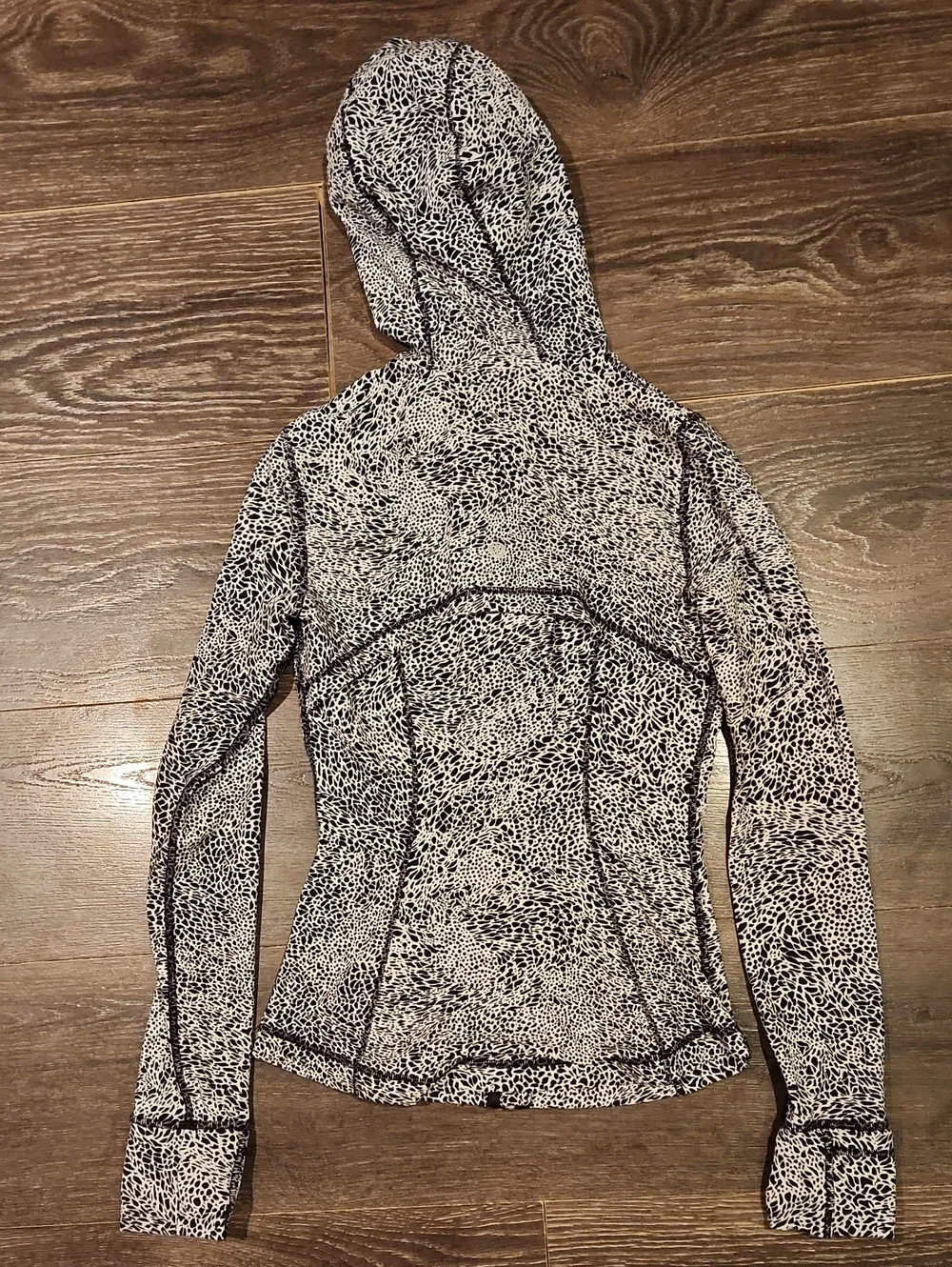 ❤️ LULULEMON DEFINE HOODED JACKET NULU IN POLAR SHIFT INVERSE ALPINE WHITE BLACK